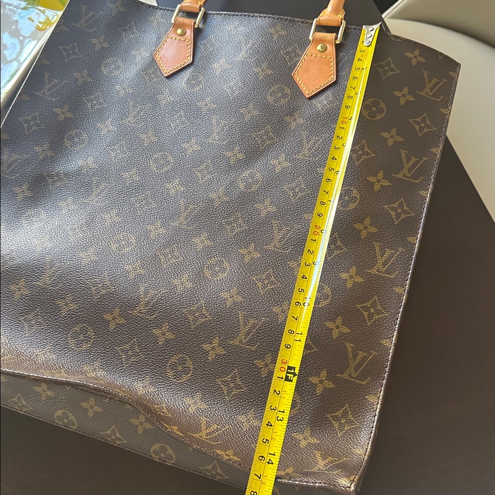 Louis Vuitton Classic Brown Monogram Tote - Picture 13 of 15
